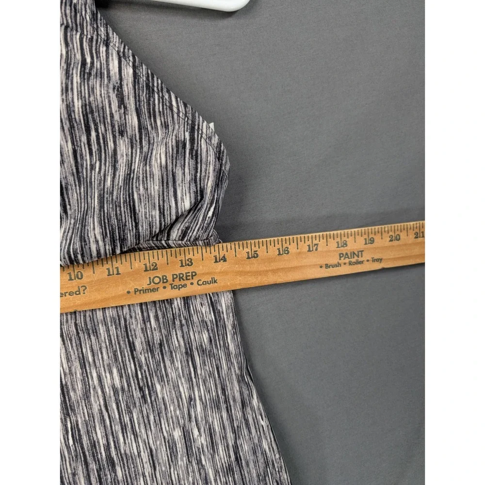 Nike Womens Racerback Tank Top Gray Space Dye Athletic Yoga Gym Size Medium